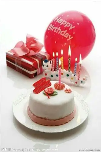 这是荣媛送的微信蛋糕.