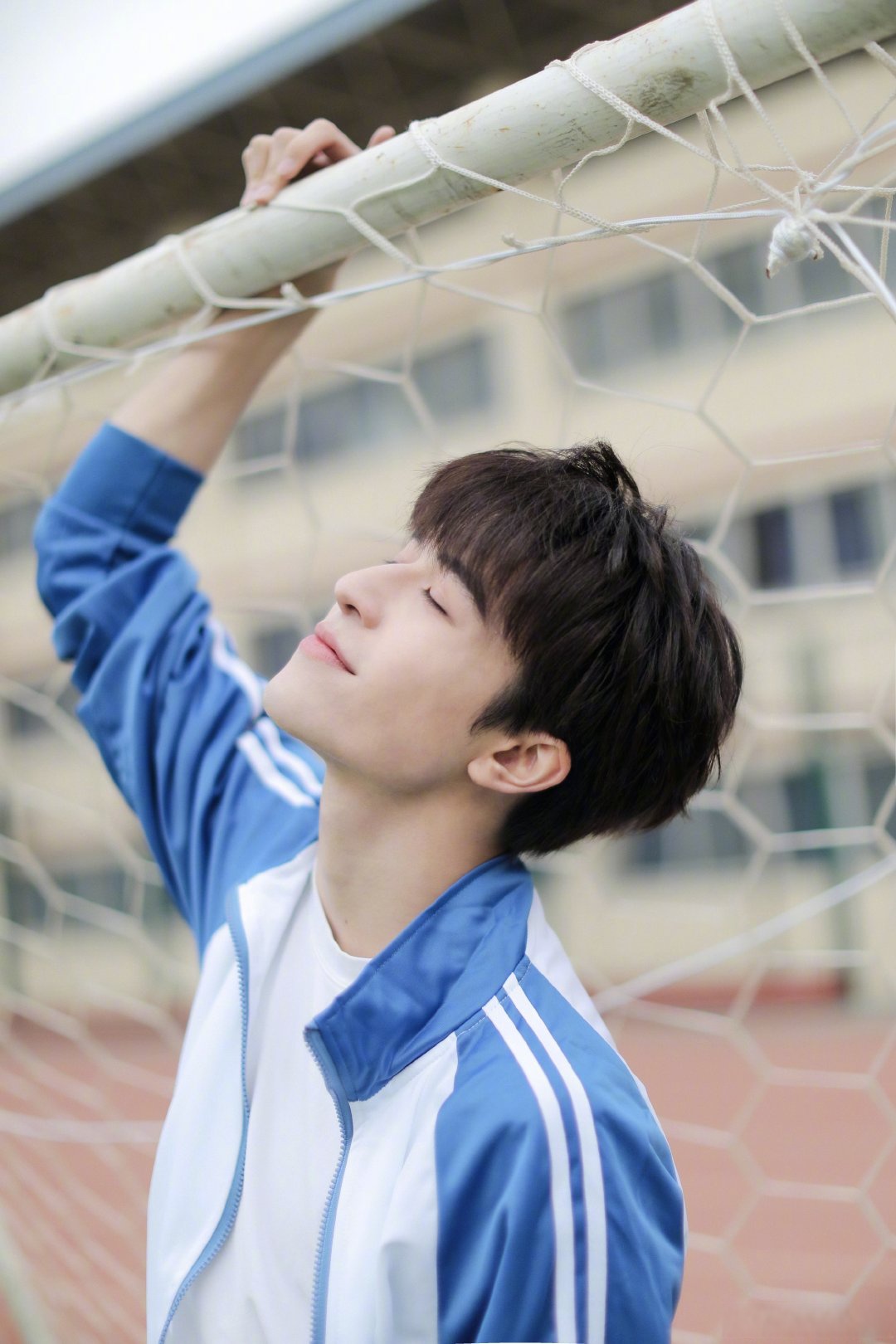 一起解锁更多的限定版校园派派吧