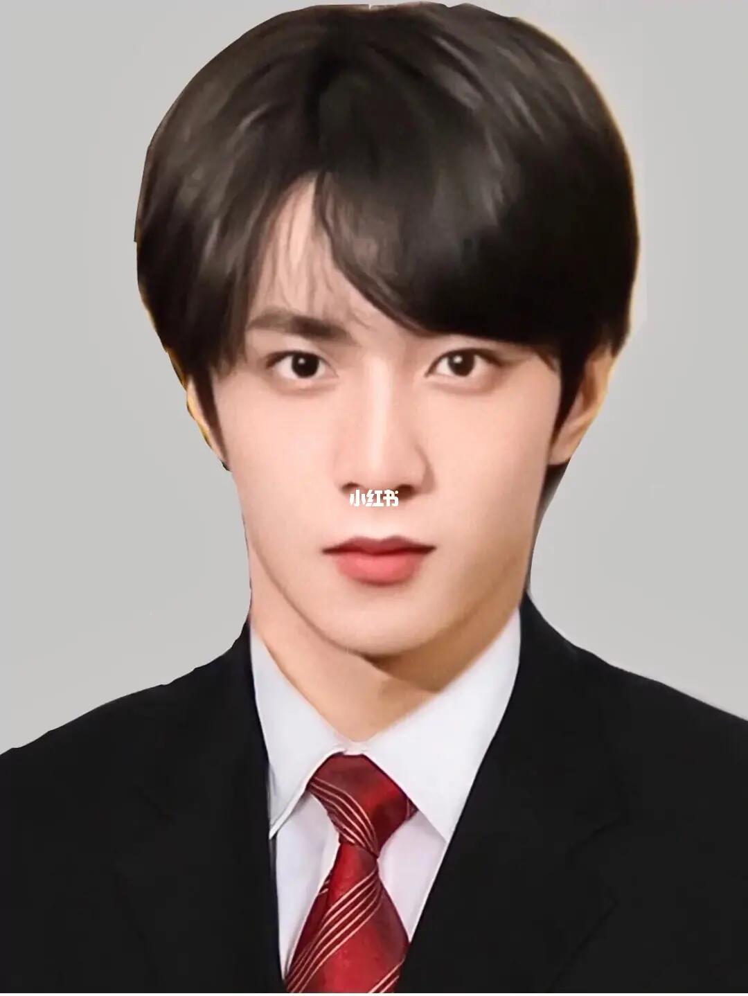 证件照刘文_证件照_刘耀文_娱乐_明星娱乐资讯