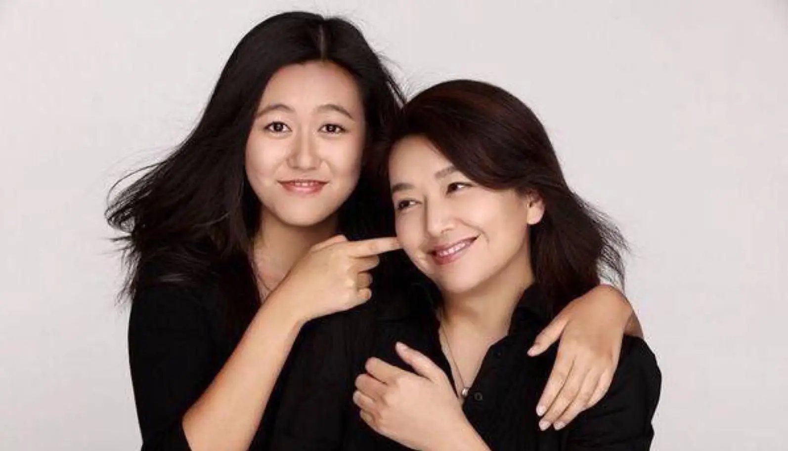 大众女神江珊:四度恋上硬汉,高曙光,靳东是前任,53岁重获爱情_父母