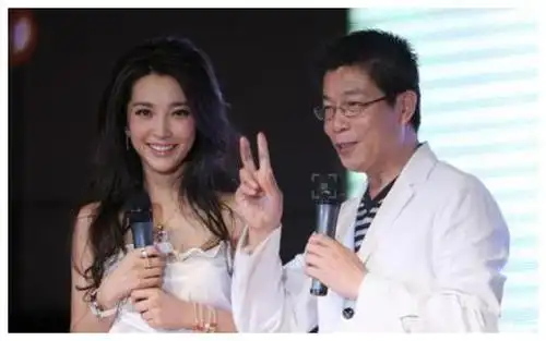 李冰冰已经结婚20年了,老公被藏了20年,如今儿子都20岁了!