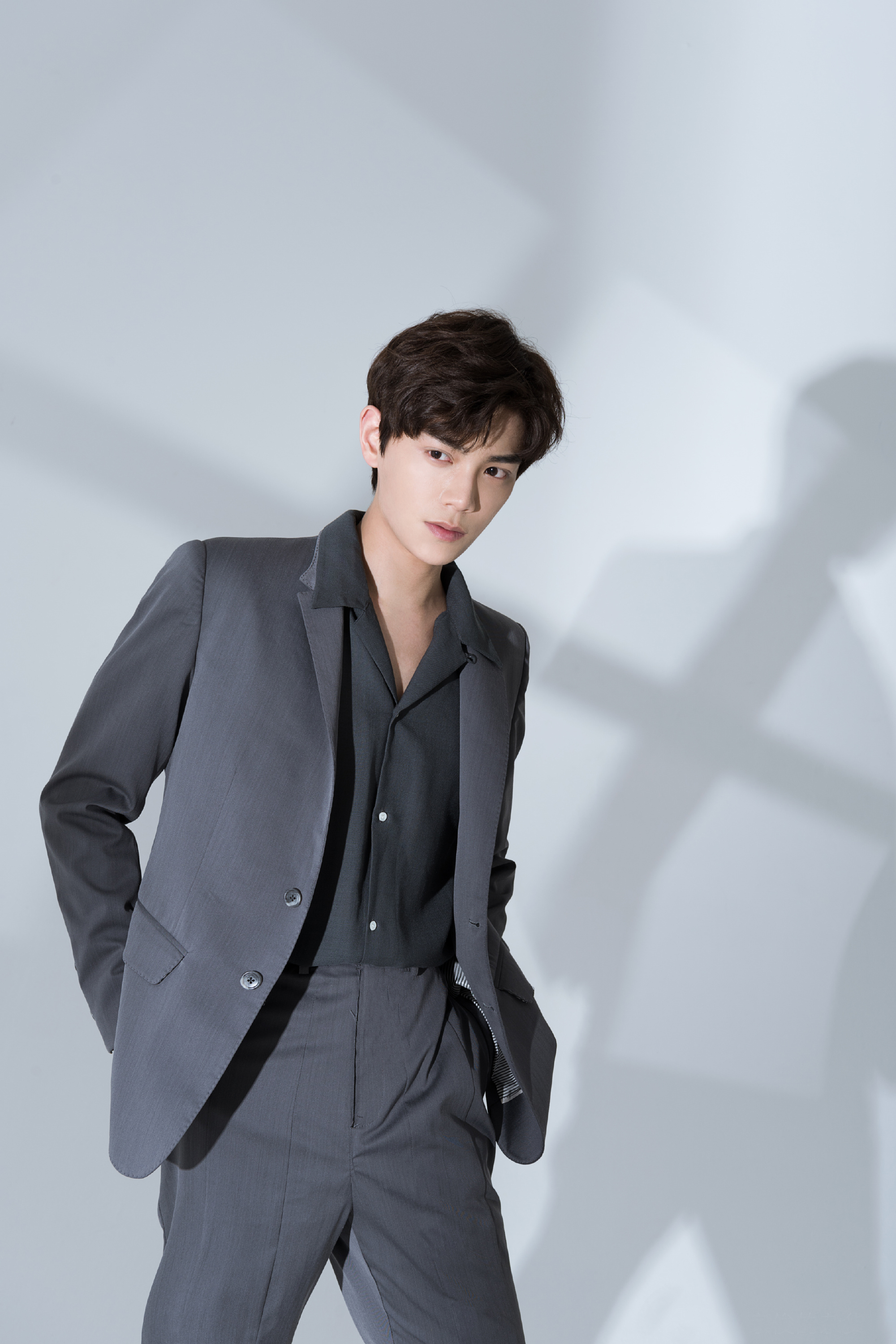 p>丁禹兮,1995年7月20日出生于上海市,中国内地男演员,毕业于上海