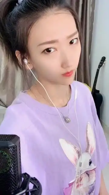 张茜《谜一样的生活》的个人资料