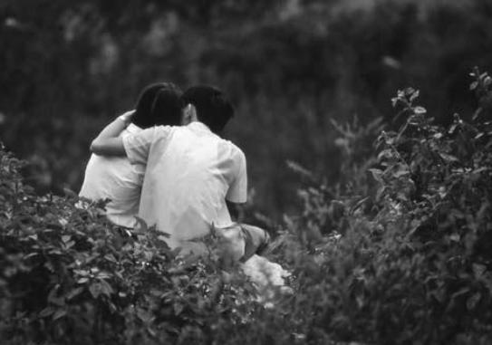 老照片那个年代的青年男女恋爱谈的是爱情理想追求