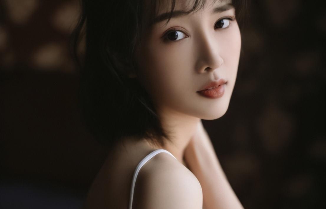 演员奚望在继父刘之冰的支持下一意孤行,她和女儿的遭遇_茹萍_父亲