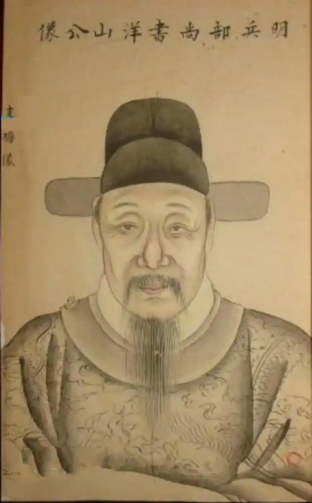 内阁首辅张居正出行坐几十个人抬的轿子他到底是名相还是贪官