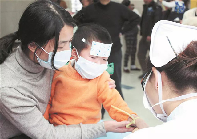 原创孩子一生病就输液?宝妈可别走入这两个误区,当心害了娃!