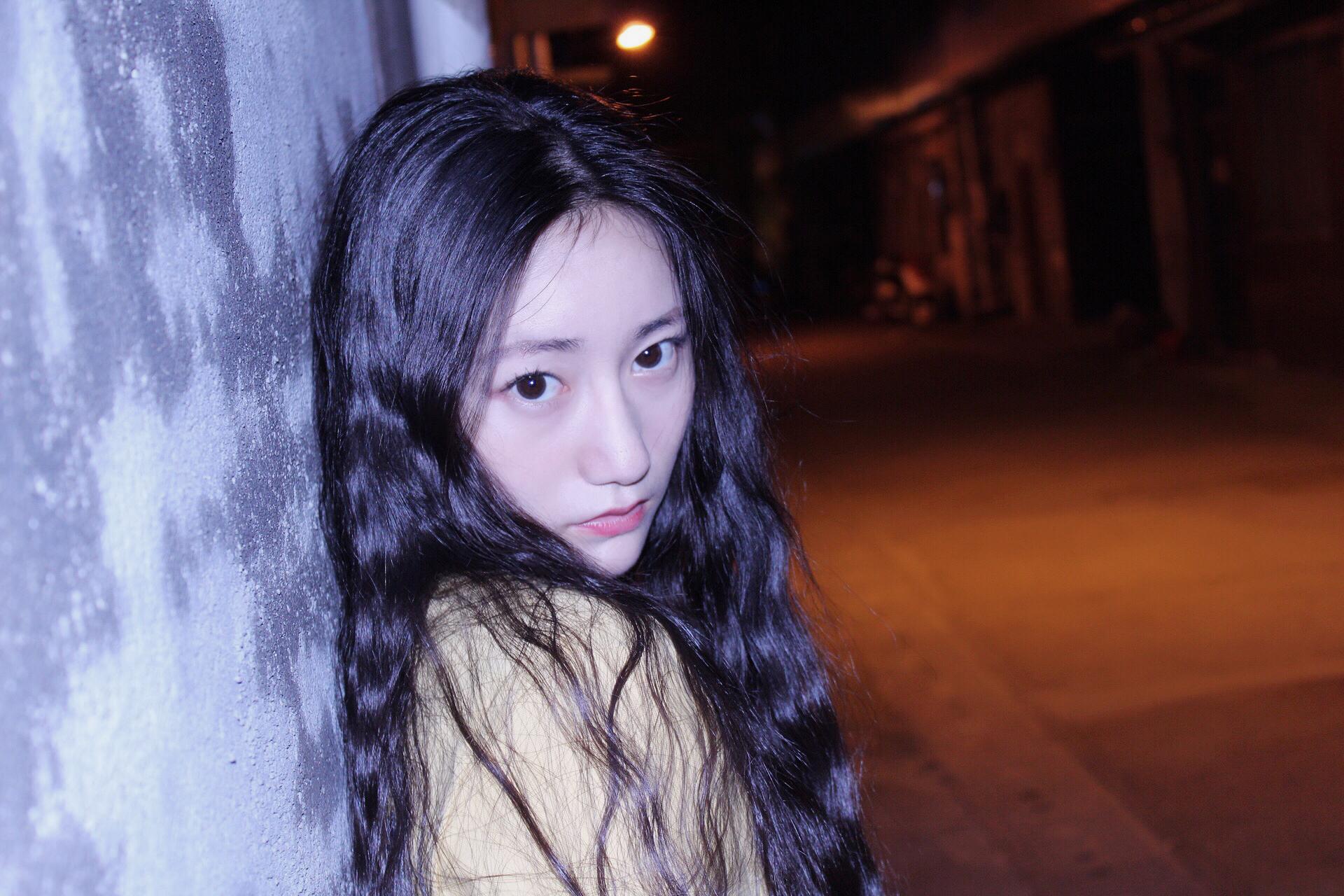 孙小敏天枰座16646kg爱好跳舞专业表演一名才华与美貌兼得的女