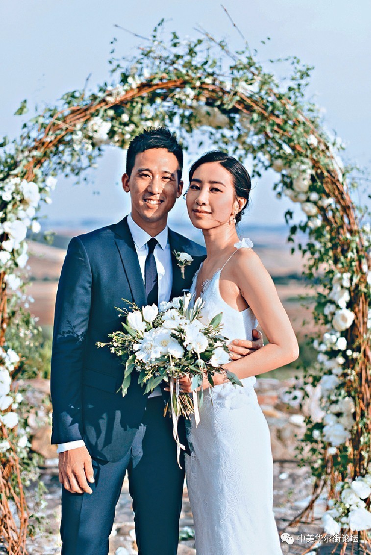 余文乐白富美新欢曝光,被扒涉及李宗瑞案?