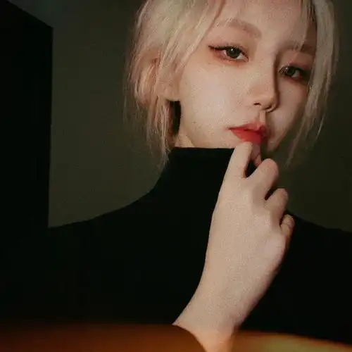 金泰妍哭泣妆氛围感