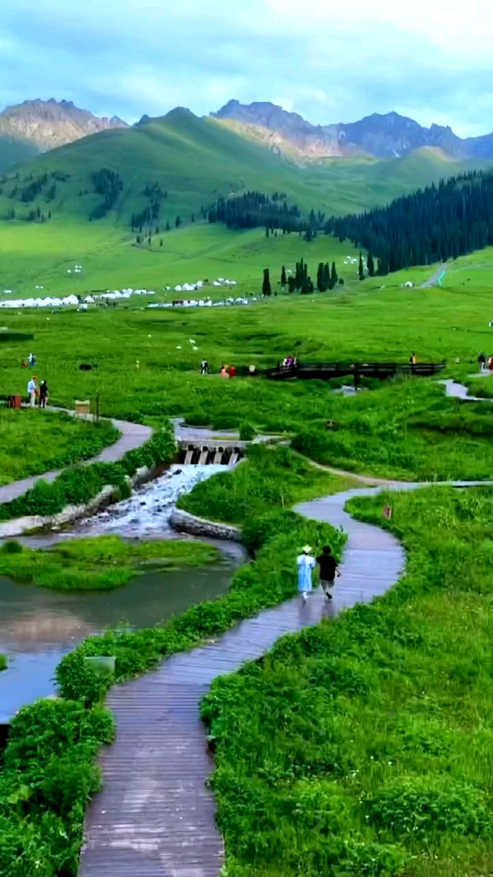 那拉提大草原太美了你喜欢吗?