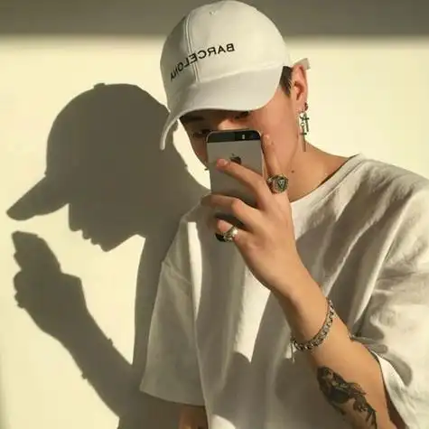 男生超霸气超高冷头像 帅气高冷男生的霸气范儿