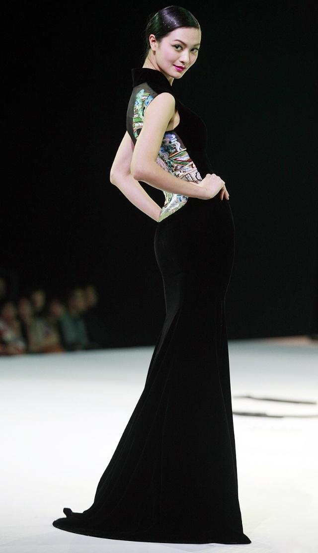 中国时装抢眼模特李超图片