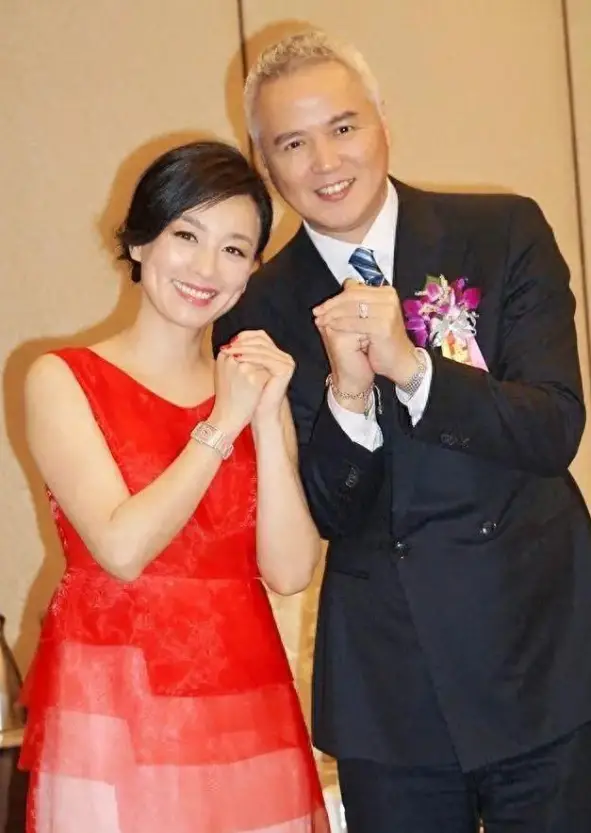 "消失"几个月后高调回归,我们终究还是低估了张庭夫妇