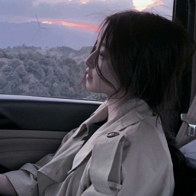 念七优质魅力女生侧颜杀