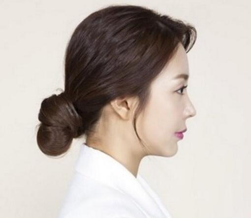 气质职场女性发型扎法图片 优雅时尚职场发型人人爱