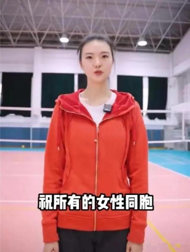 复出悬念揭晓!张常宁近照小腹隆起疑似"怀孕",冠希哥频繁暗示