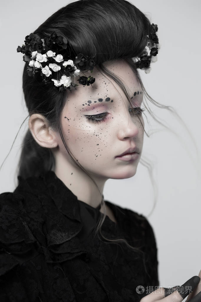 创造性的, 不寻常的, 复杂的化妆和发型.幻想,童话,风格,设计,创意