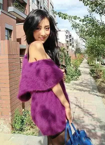 妙龄校花吉林大学丨王一娜