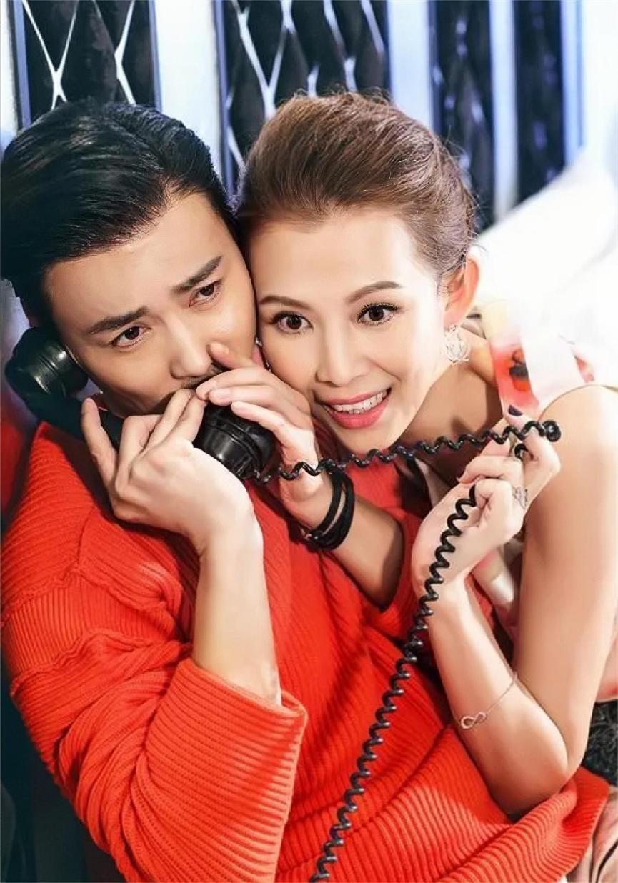 回顾蔡少芬嫁小丈夫张晋婚后连生三胎一家五口蜗居80㎡公寓