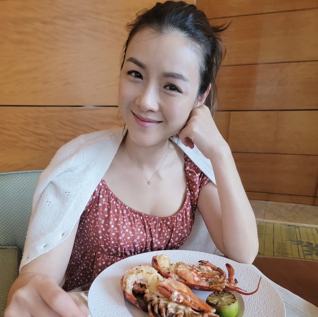 陈茵媺晒照显胖被误会怀第四胎否认已怀孕称会考虑再生个女儿