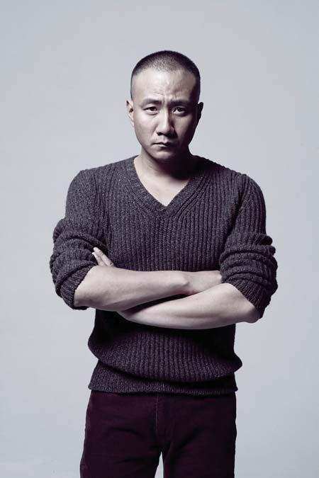 胡兵,娱乐圈的"酒神"你知道他吗?_胡军_电影节_硬汉