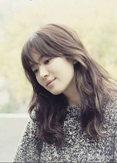 女生发量少头顶快秃了有没有什么好的生发方法跪求