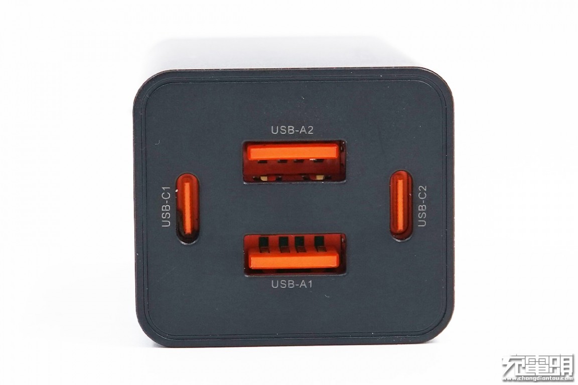 成双成对,比翼双飞:飞频四口pd快充深度评测 – 充电头网