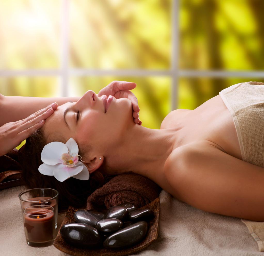 spa 面部按摩,spa 面部按摩