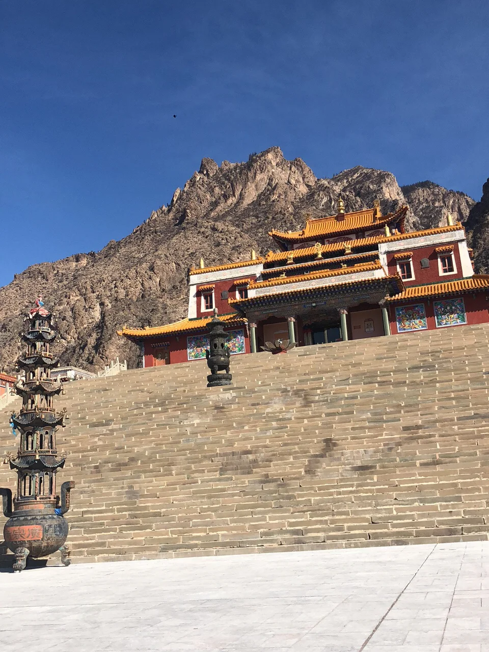 阿拉善左旗,南寺,苍天般的阿拉善,名不虚传,仿佛纯洁的婴儿,去离近