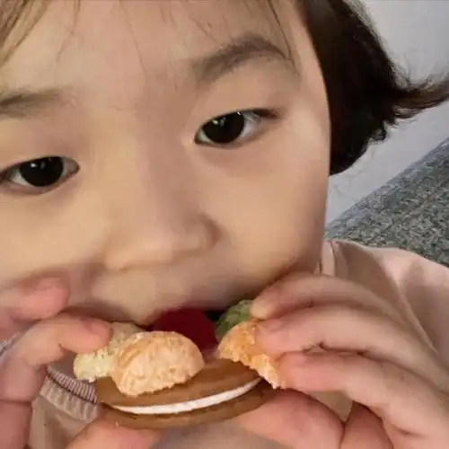 适合当头像#黄夏温  #国庆