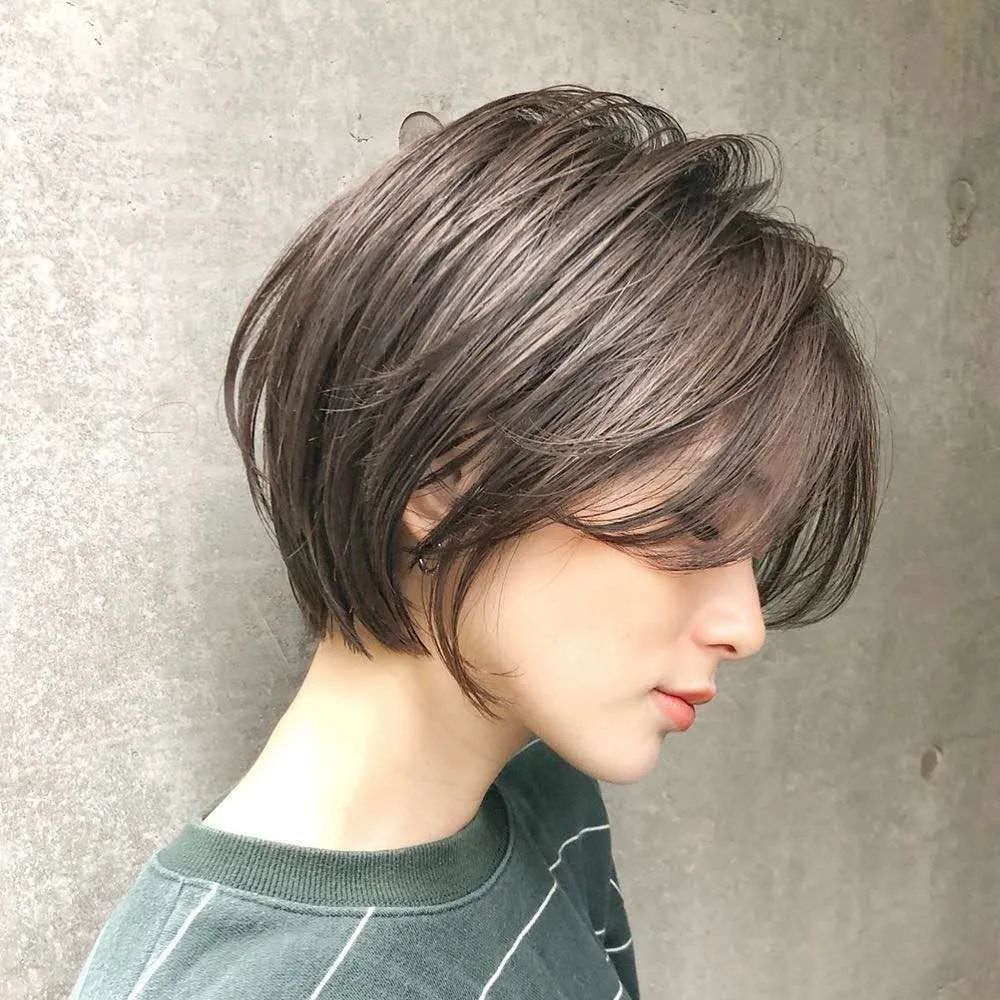 又酷又飒的日系潮短发,时尚灵动又瘦脸_腾讯新闻