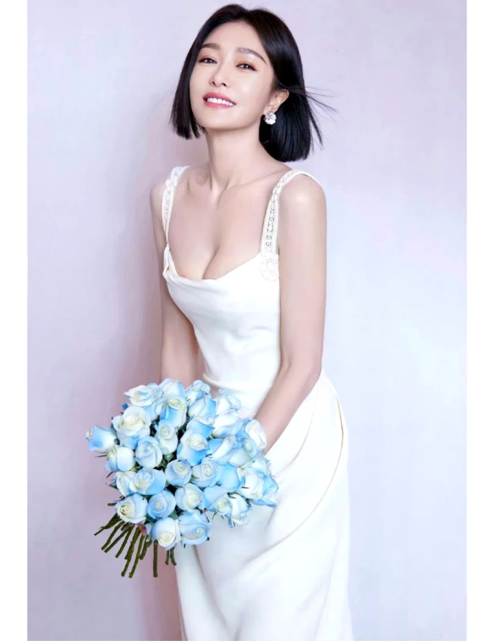 魏大勋女朋友～美得不可方物了 #秦岚# #魏大勋