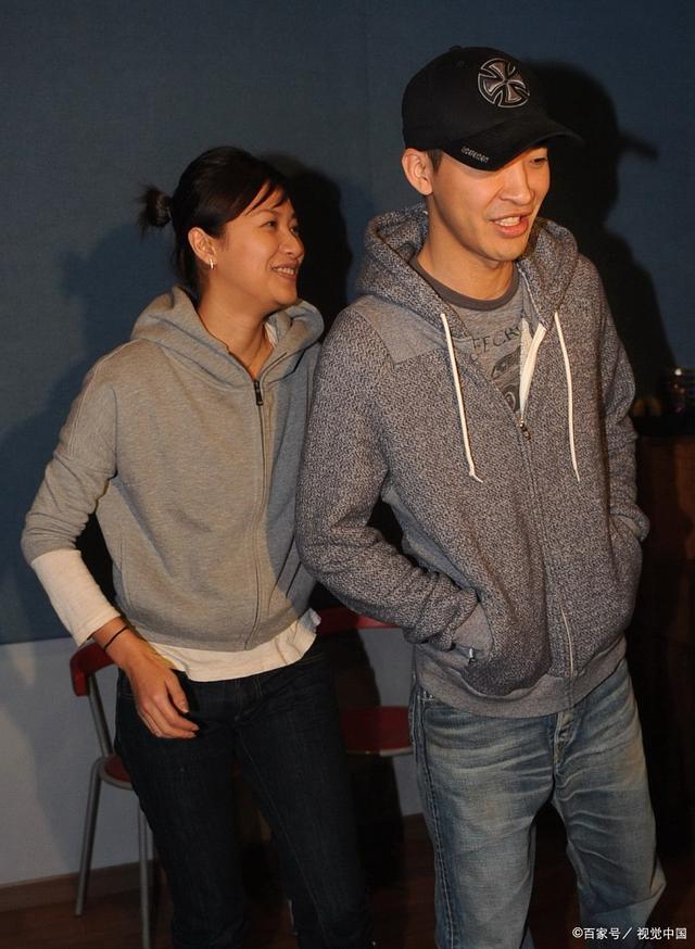 王朔vs徐静蕾:一场势均力敌的爱情,后来怎么样了