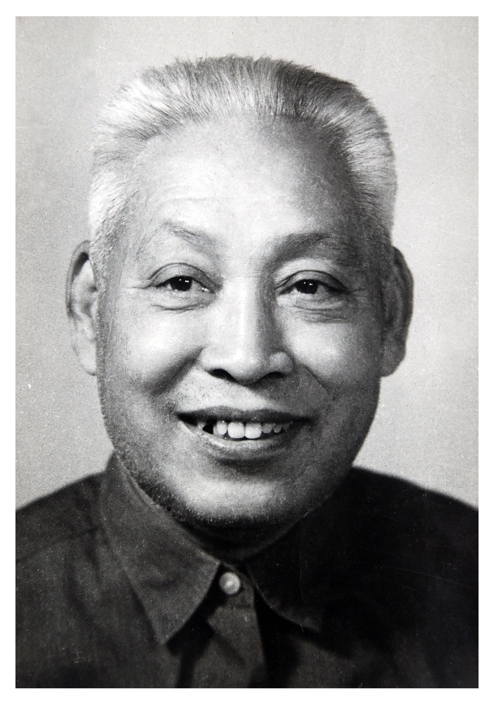 生前愿望,追认他为中共正式党员,给他追记二等功,并追认他为革命烈士