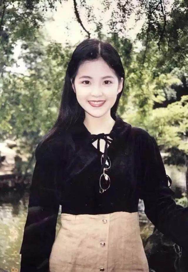 妈妈们年轻的照片张张惊艳,颜值秒杀明星!-教育频道-手机搜狐