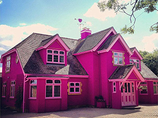 现实版"芭比梦想豪宅" 每晚租金近万元