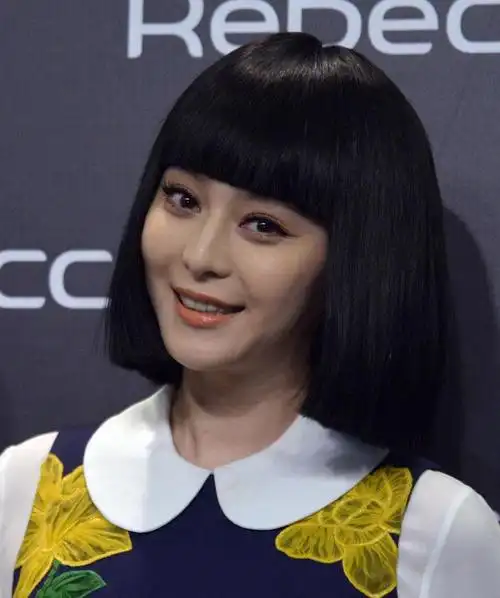 范冰冰短发bobo头亮相 女神也卖萌