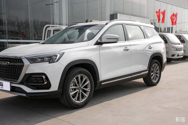 捷途(jetta)是大众汽车集团旗下的一款紧凑型轿车,自1979年推出以来