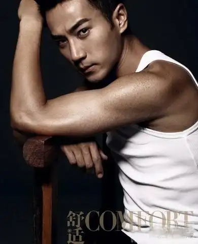 刘恺威肌肉腹毛图片杨幂刘恺威真的要离婚吗