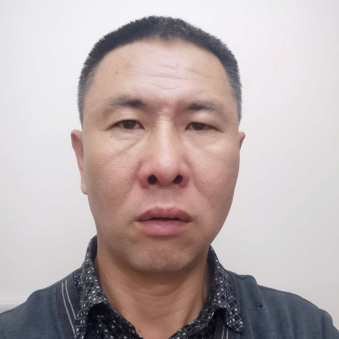 刘国锋先生50岁男汉族