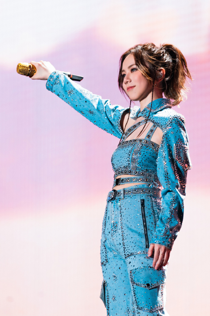 邓紫棋iamgloria世界巡回演唱会