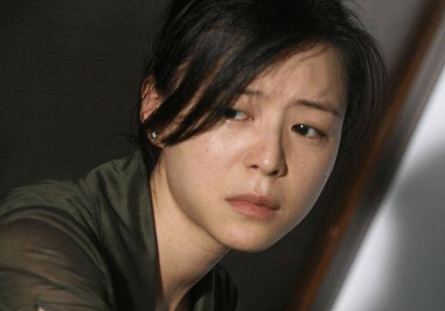 之后再尔冬升的《门徒》里,张静初达到了她的演技巅峰.