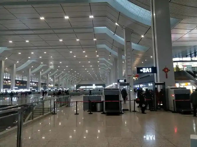 兰州西站让我们的家乡变的不再遥远! - 美篇