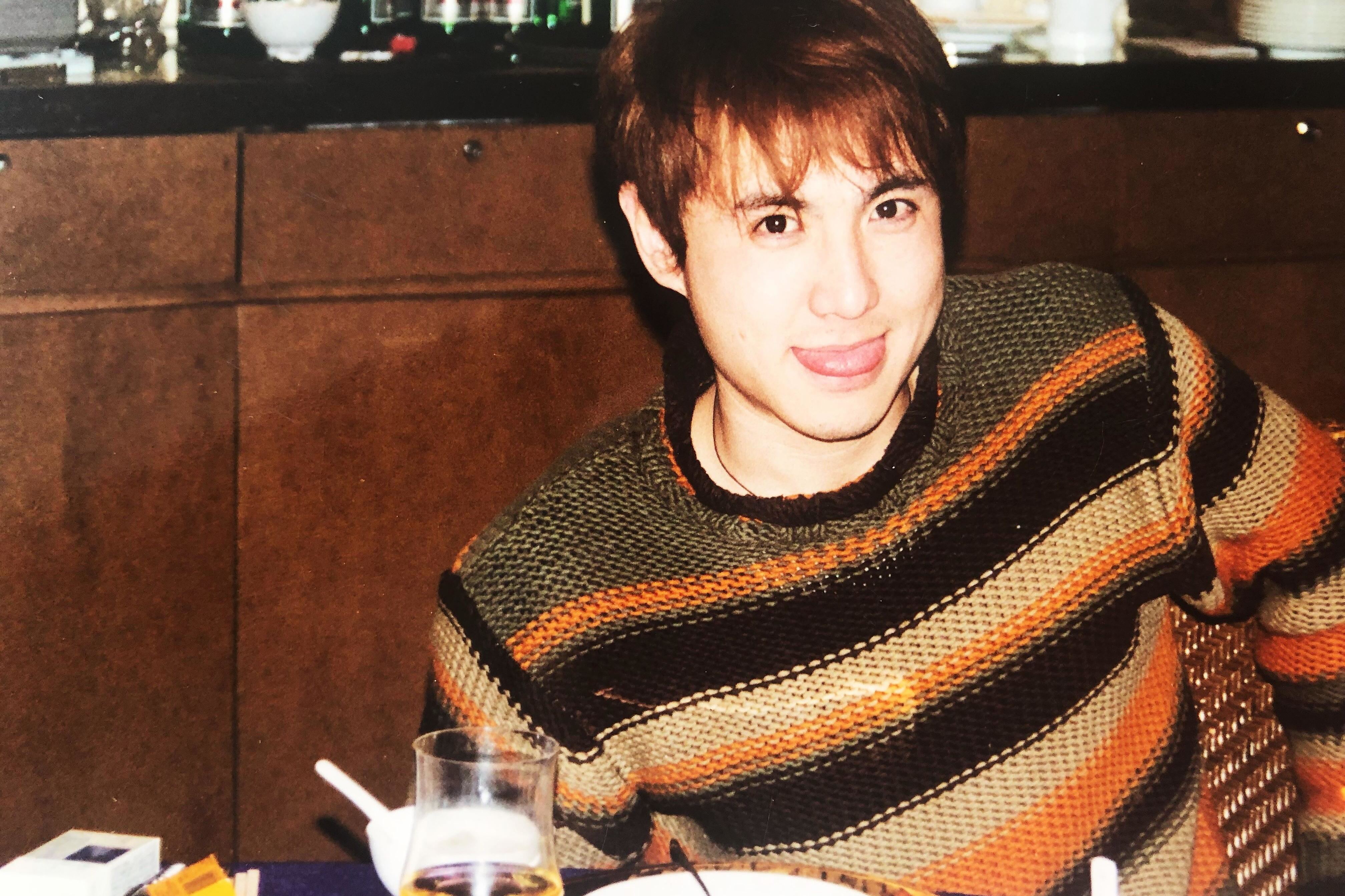 沈腾年轻的时候是军艺校草,高颜值出道