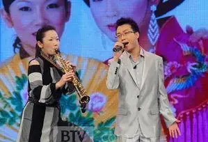 原创草根逆袭分手糟糠女友娶外国高官之女隐婚9年李玉刚现况如何