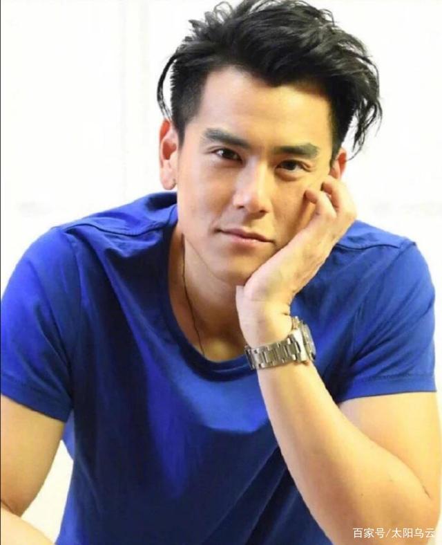 行走的荷尔蒙彭于晏图集自律的人真的帅爆了