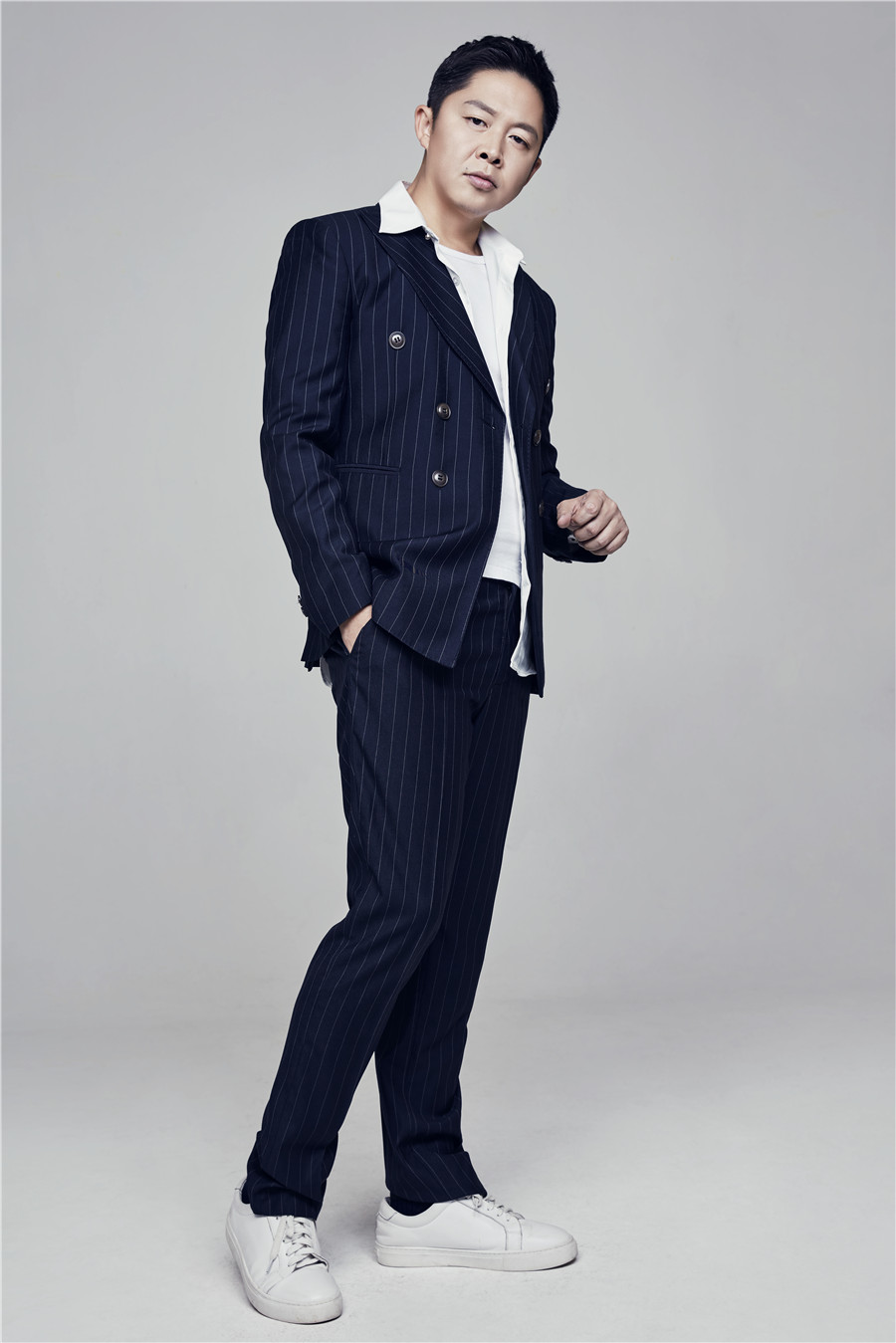 305391" data-lemmaid="305391">中央戏剧学院 /a>,中国内地男演员