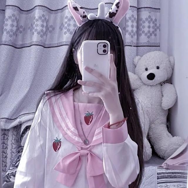 头像图片2021最火爆女遮脸(女生头像霸气超拽高冷遮脸真人)-天晟网