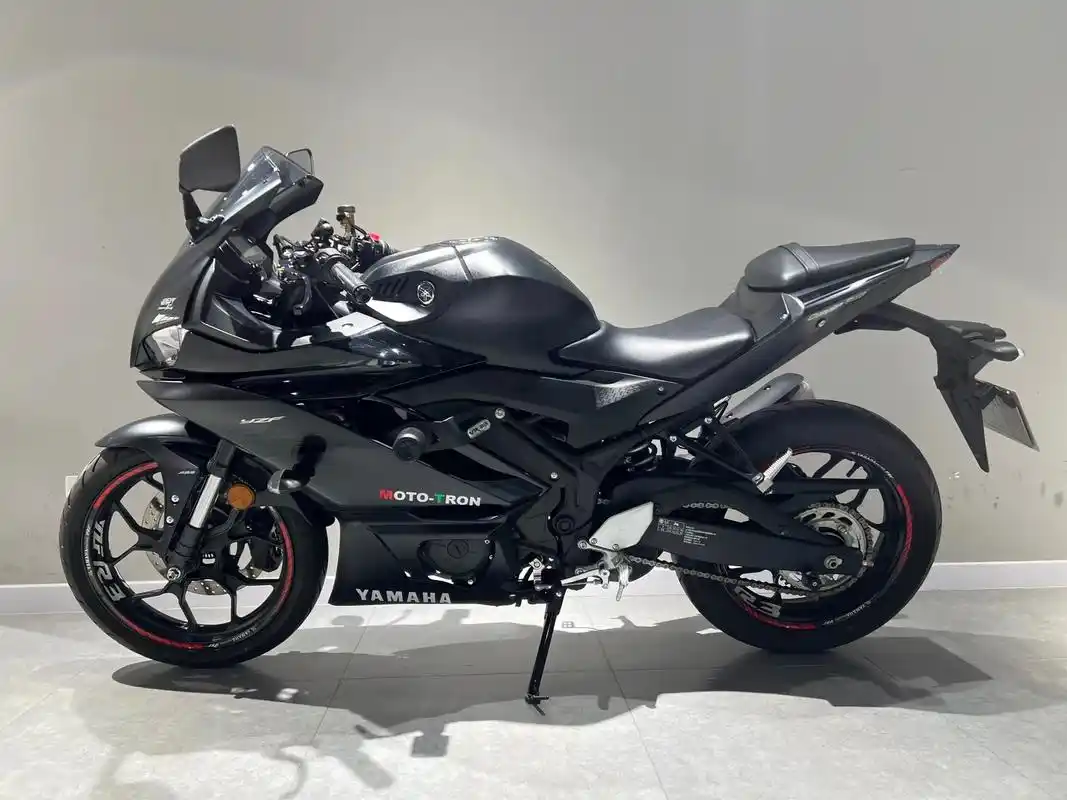 雅马哈r3.#雅马哈r3 #摩托车 #机车 #抖音机车 【 - 抖音